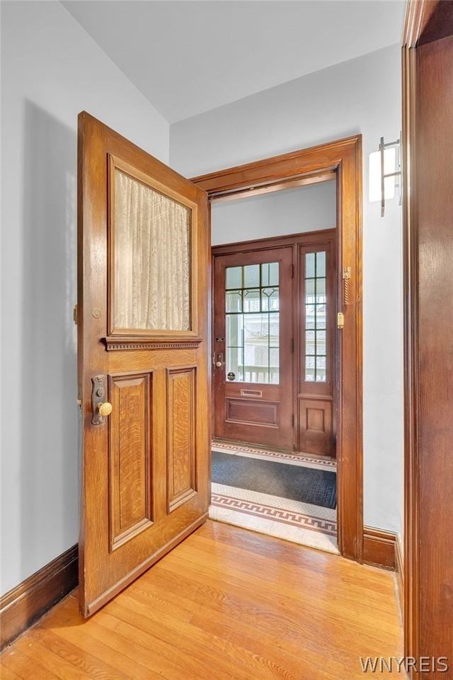 610 Ashland Ave #1 - Photo 5 of 45