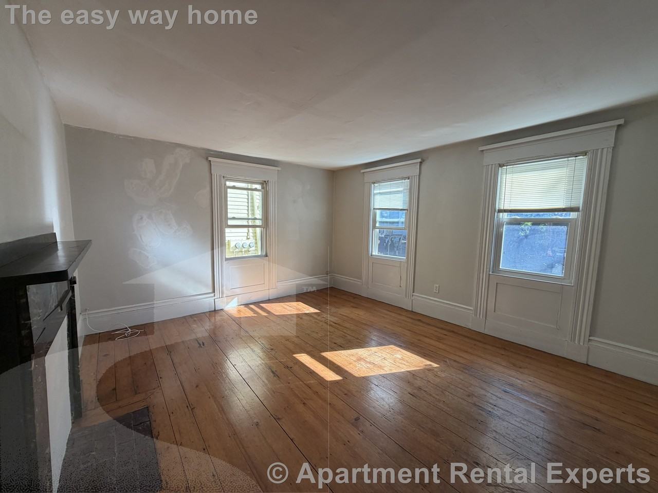 15 Laurel St - Photo 7 of 12