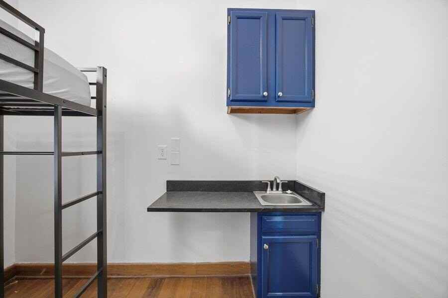 823 Mccallie Ave #4 - Photo 2 of 42