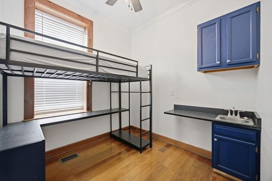 823 Mccallie Ave #4 - Photo 3 of 42