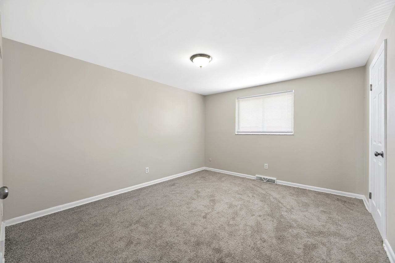 765 Brown Rd Apt C #765C - Photo 2 of 5
