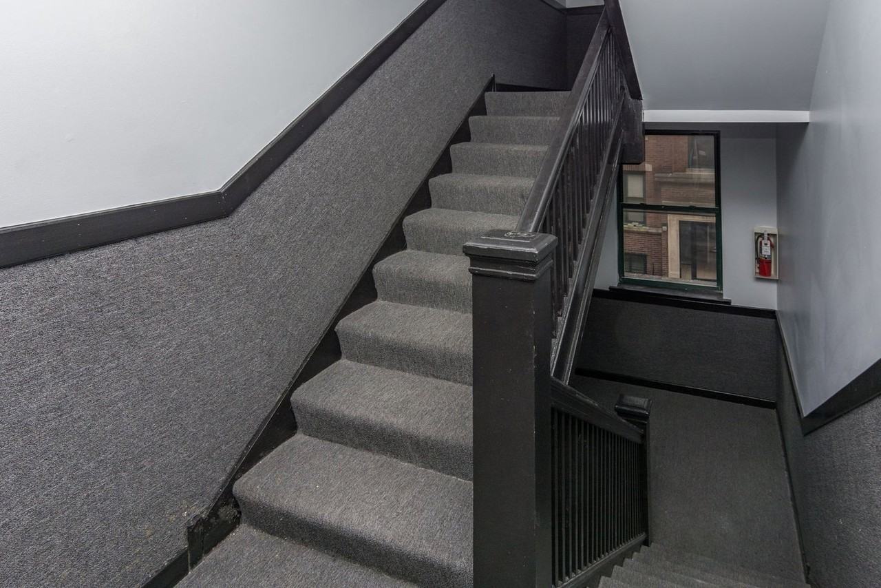 6137 S Indiana Ave #G - Photo 2 of 8