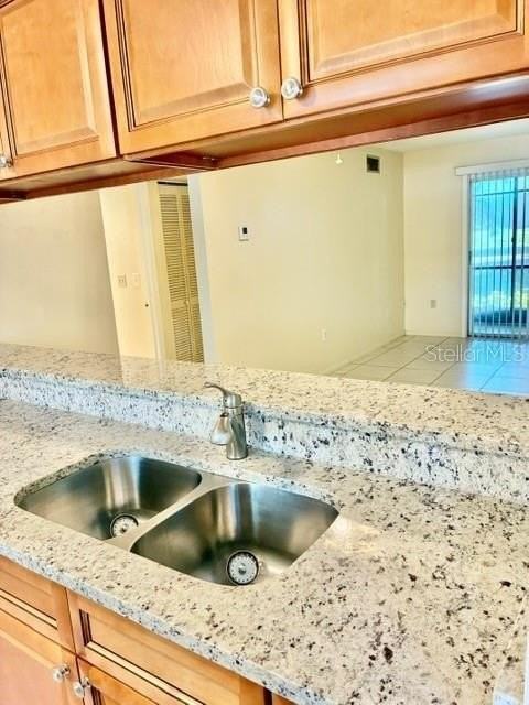 211 Airport Ave W - Photo 7 of 22