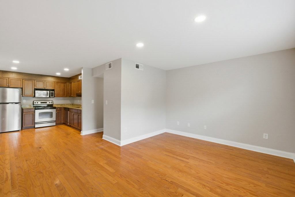 1240 Fairmont Ave #10 - Photo 6 of 8