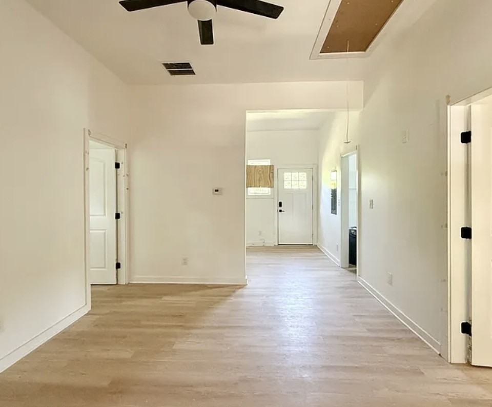 808 Center St #A - Photo 7 of 22