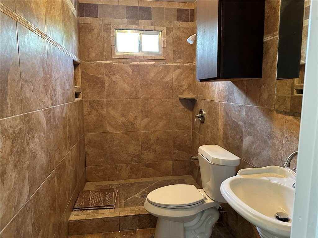 1361 Daytona Dr - Photo 6 of 6