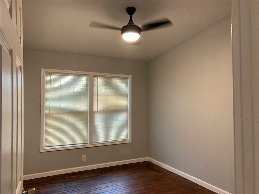 5934 Lucille Dr - Photo 4 of 8