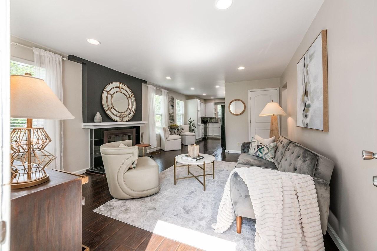 5432 Sharon Park Ave - Photo 4 of 50