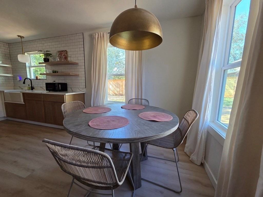 421 E Orchard St - Photo 6 of 16