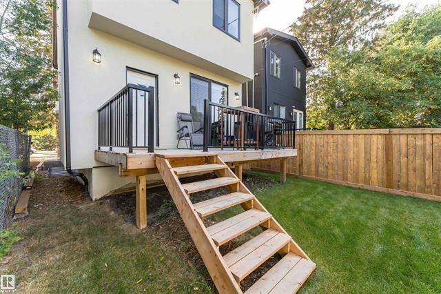 11308 72 Ave Nw - Photo 7 of 50