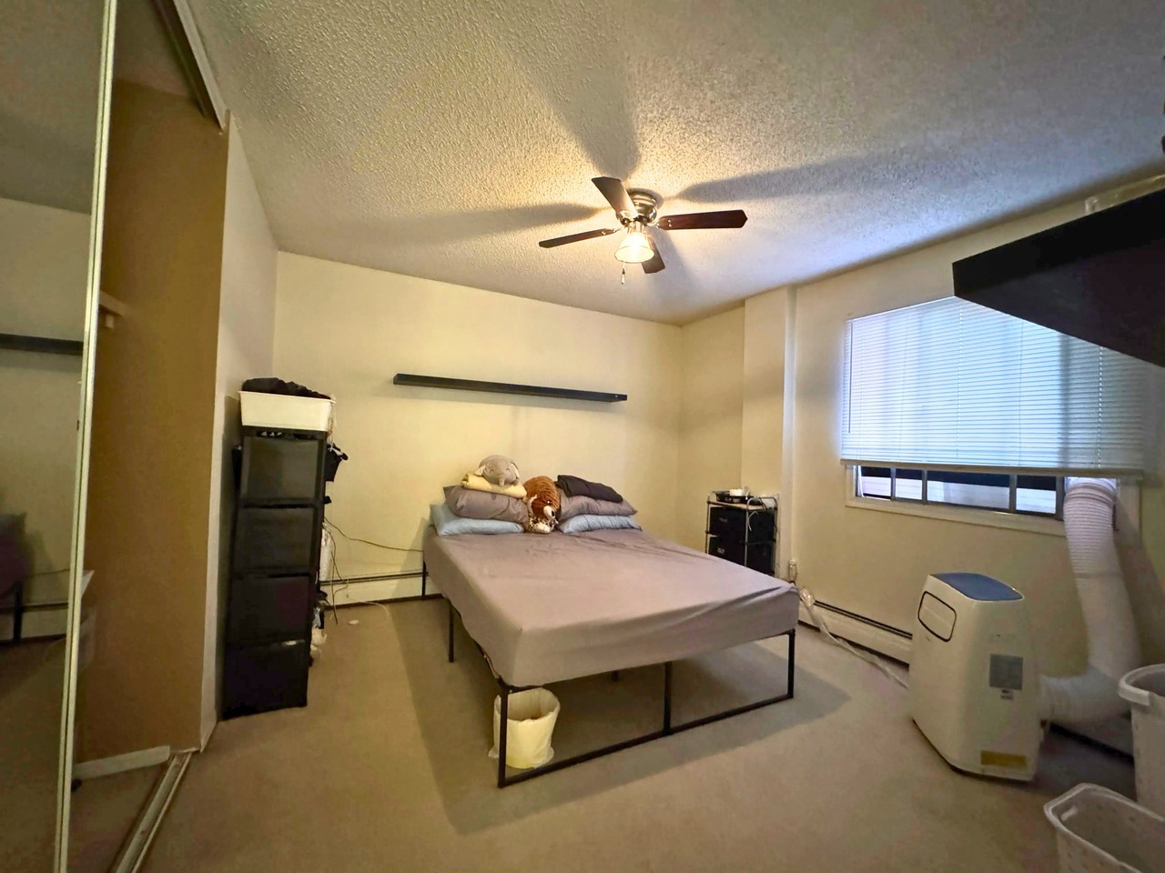 1337 13 Avenue SW (ZELD Manor), Calgary - Photo 2 of 11
