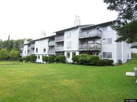 featured image of 930 Carlanna Lake Rd #A32