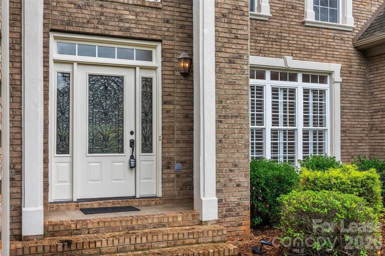 334 Stone Cliff Ln - Photo 2 of 43