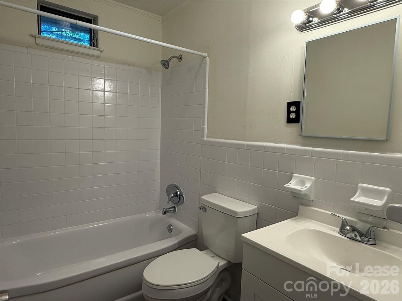 6009 Monteith Dr - Photo 6 of 12