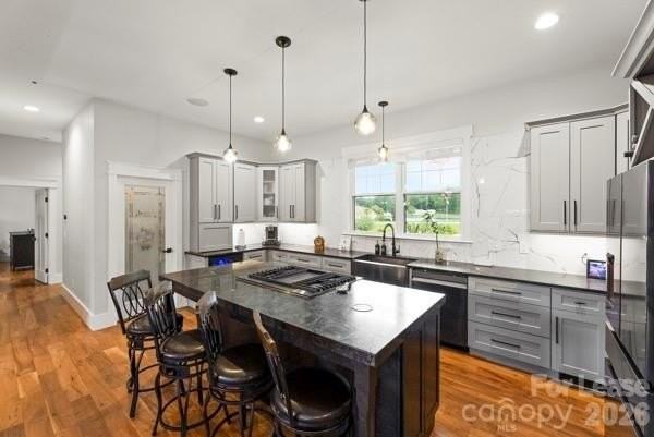 5200 Shoreview Dr - Photo 6 of 32