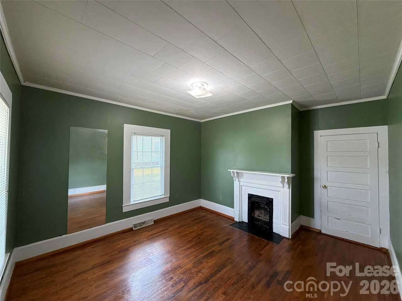 3103 Lowell Rd - Photo 3 of 12