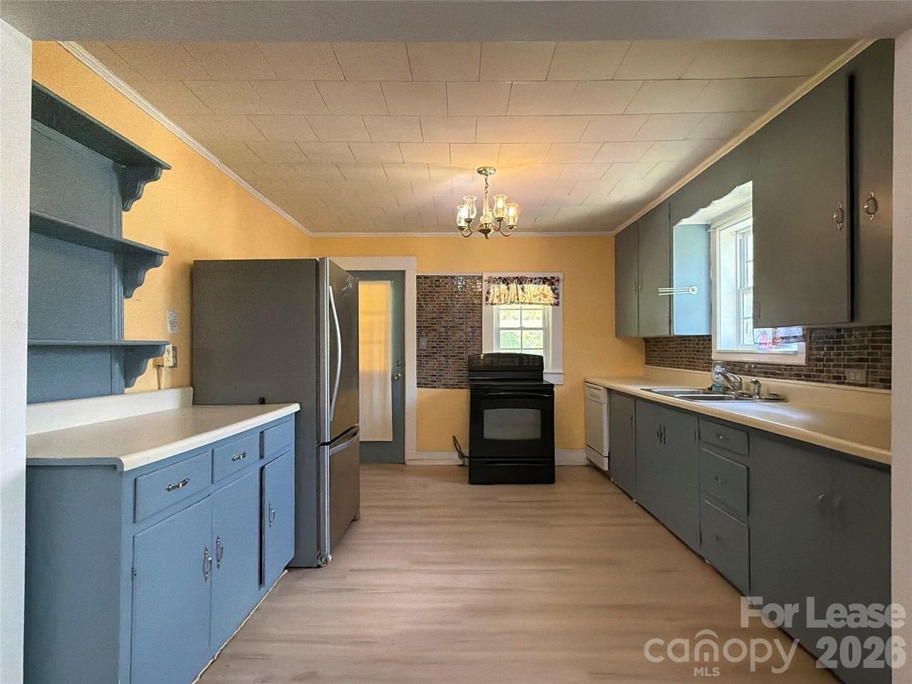 3103 Lowell Rd - Photo 5 of 12