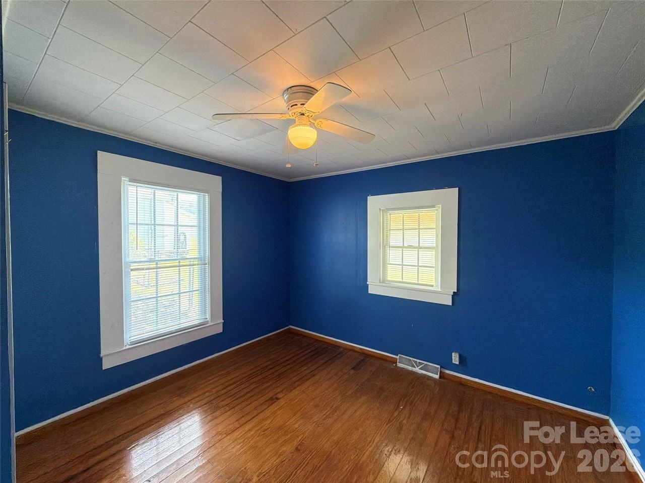 3103 Lowell Rd - Photo 6 of 12
