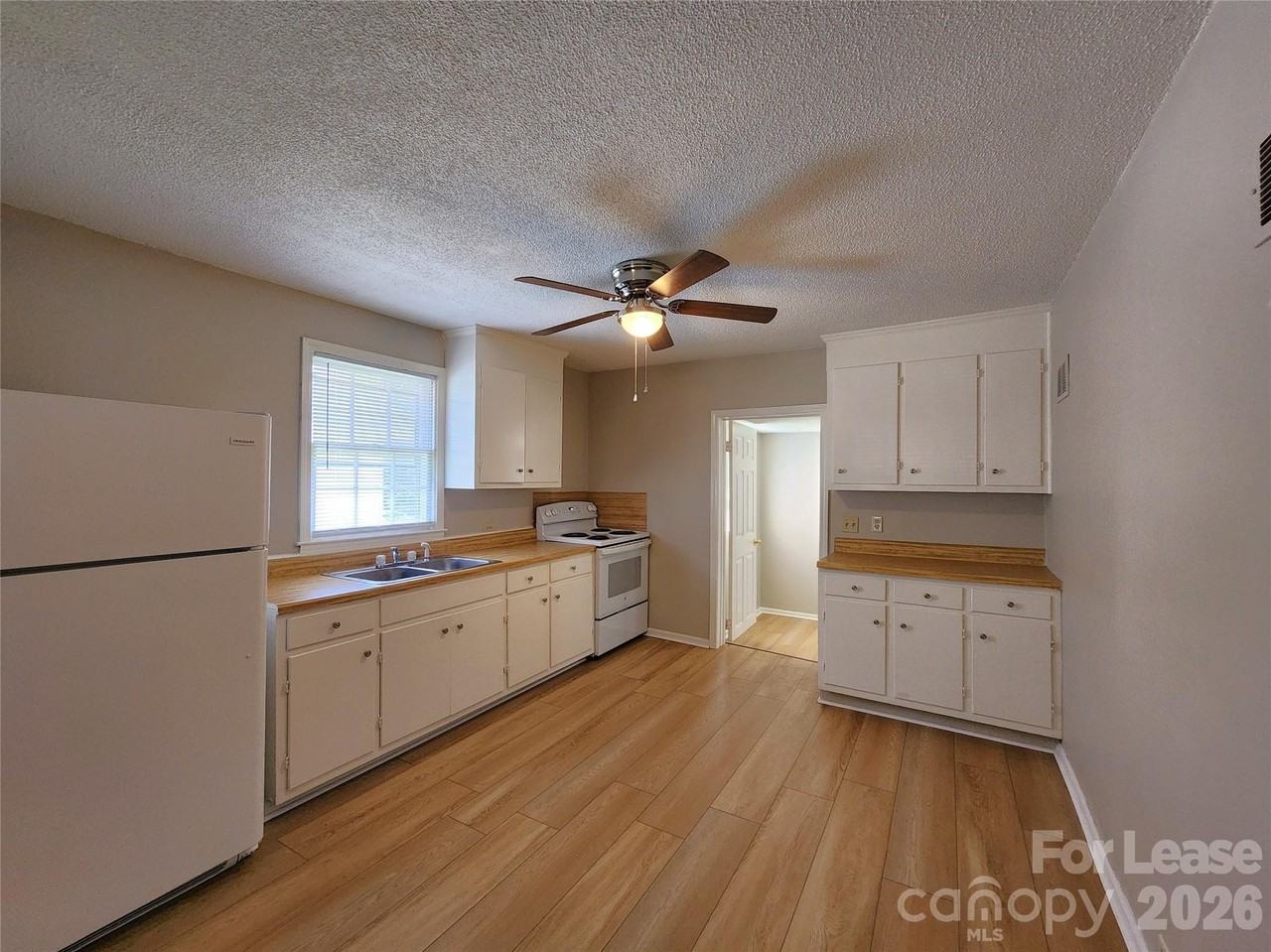 408 Cannon St - Photo 4 of 16