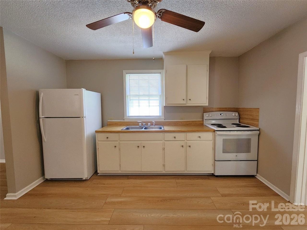 408 Cannon St - Photo 5 of 16