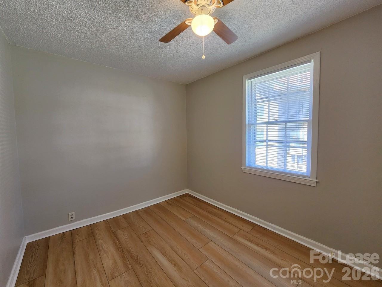 408 Cannon St - Photo 7 of 16