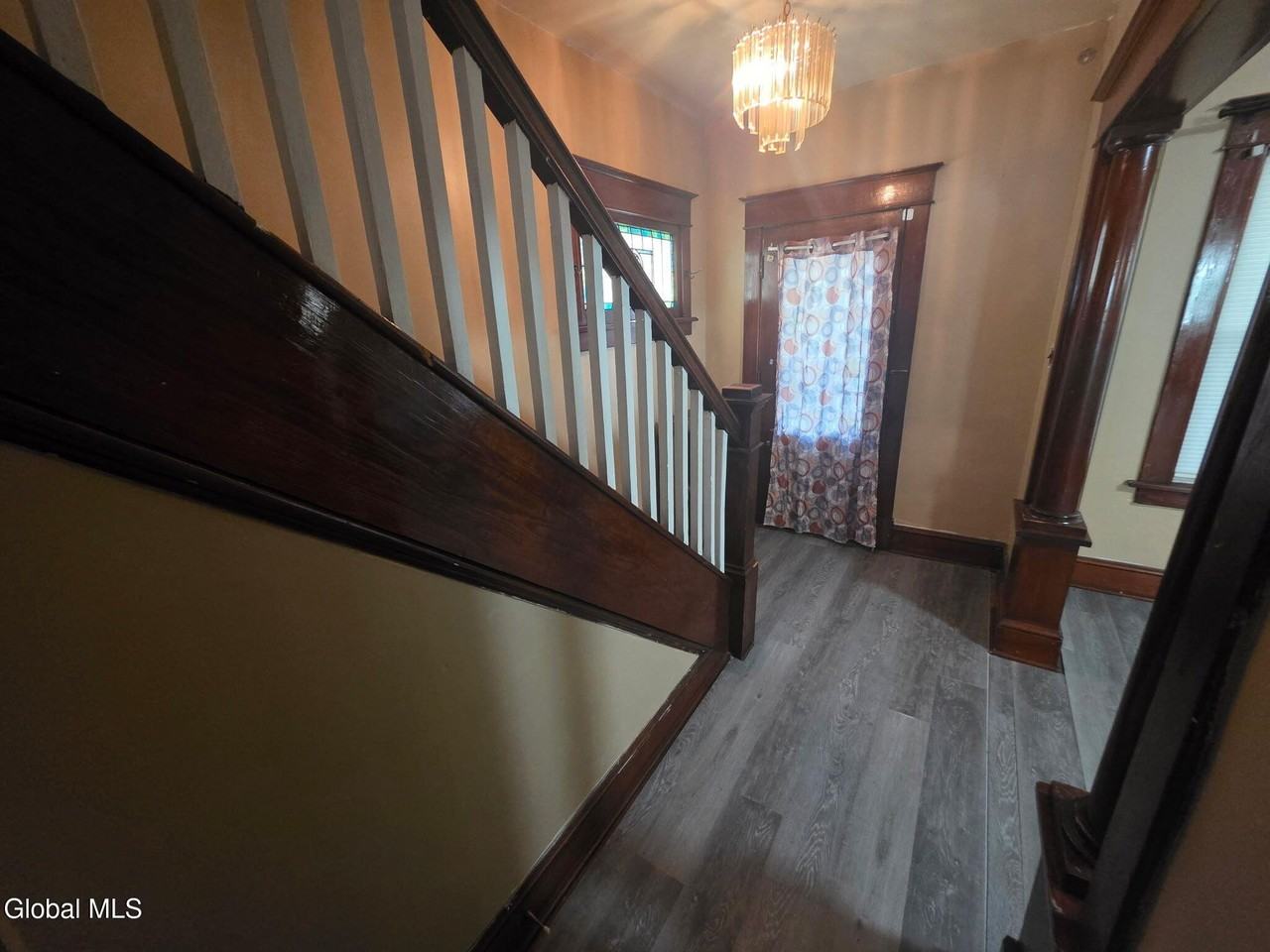19 Pennsylvania Ave - Photo 3 of 17