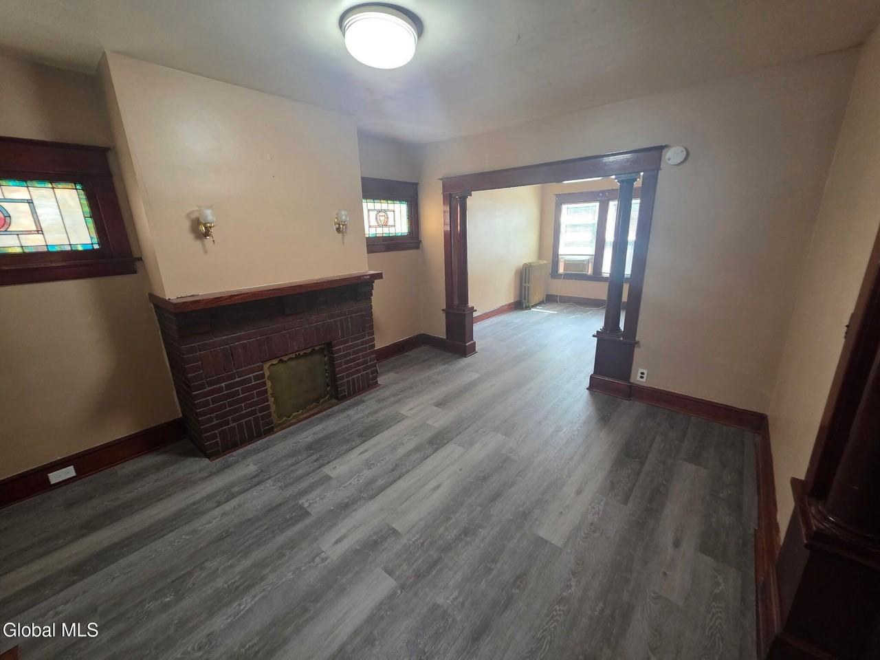 19 Pennsylvania Ave - Photo 4 of 17