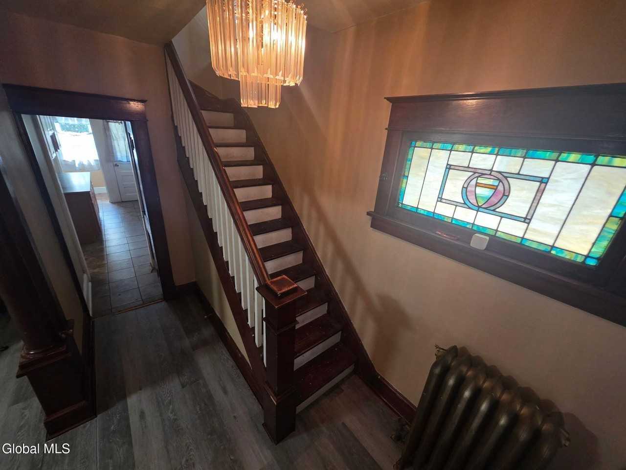 19 Pennsylvania Ave - Photo 7 of 17