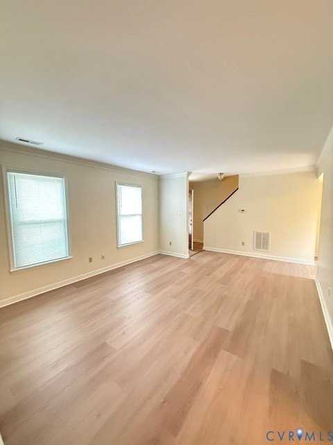 10405 Gibsons Landing Dr - Photo 4 of 22