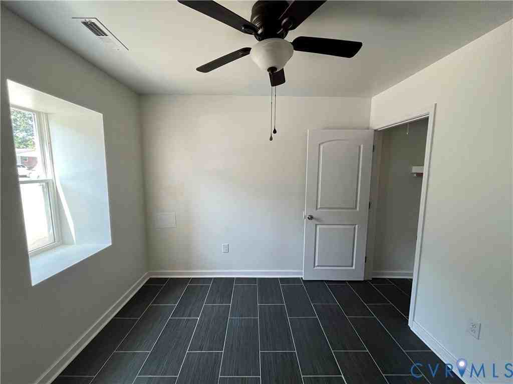 1223 W Leigh St - Photo 6 of 12