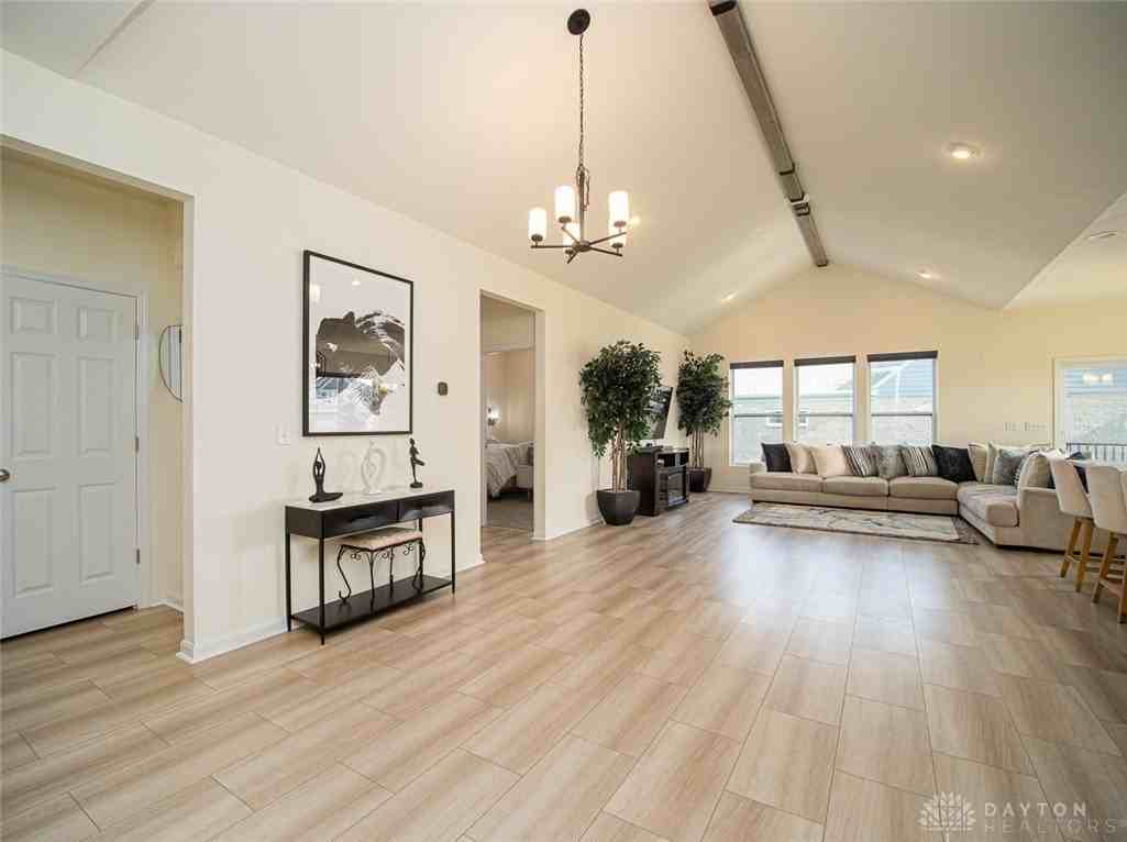 10015 Washington Glen Dr - Photo 4 of 32
