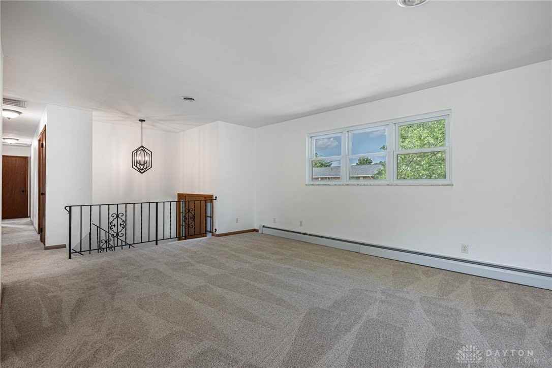 2518 Loris Dr - Photo 3 of 29