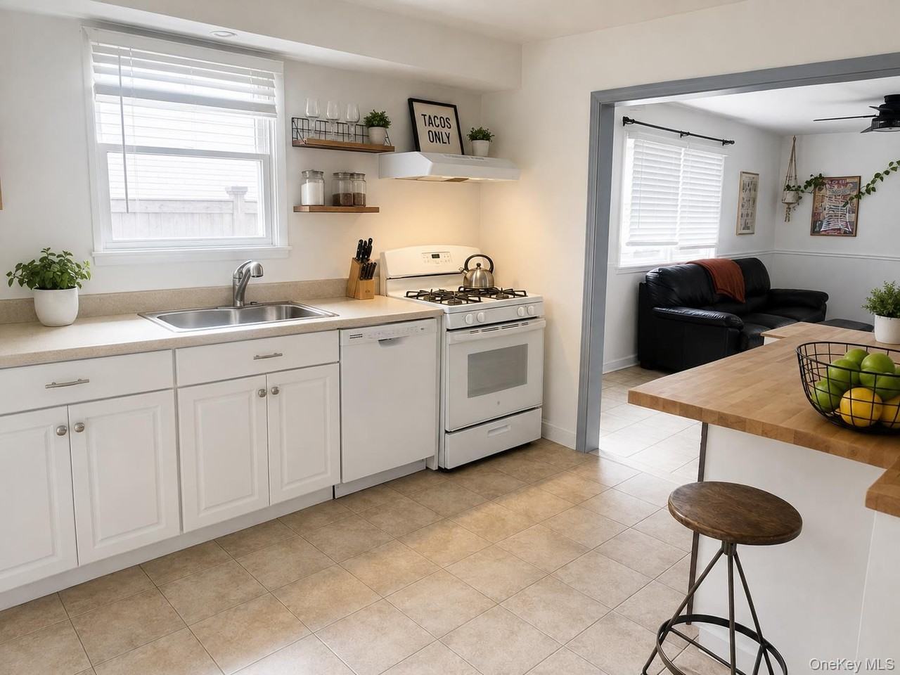 458 W Chester St - Photo 5 of 11