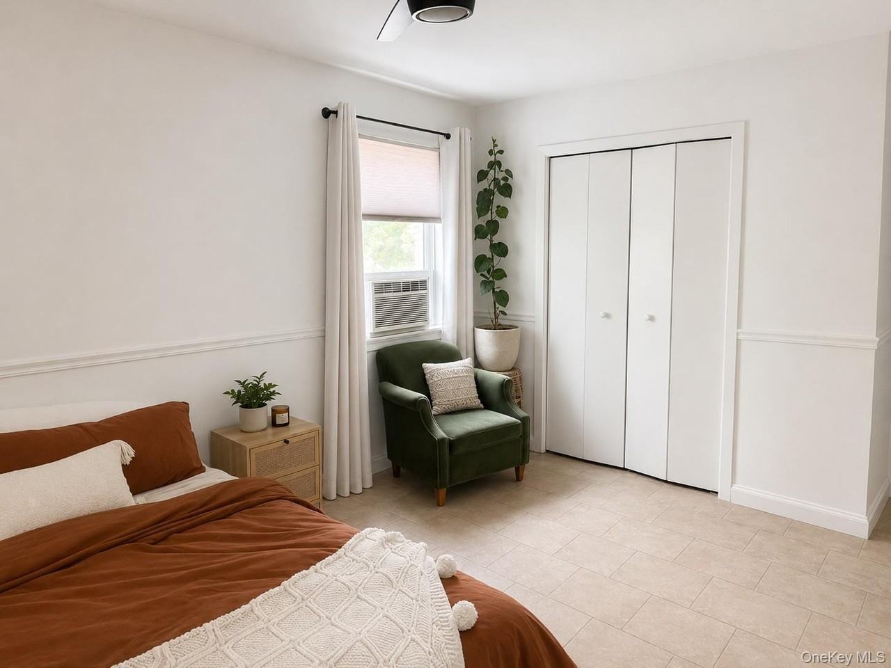 458 W Chester St - Photo 7 of 11