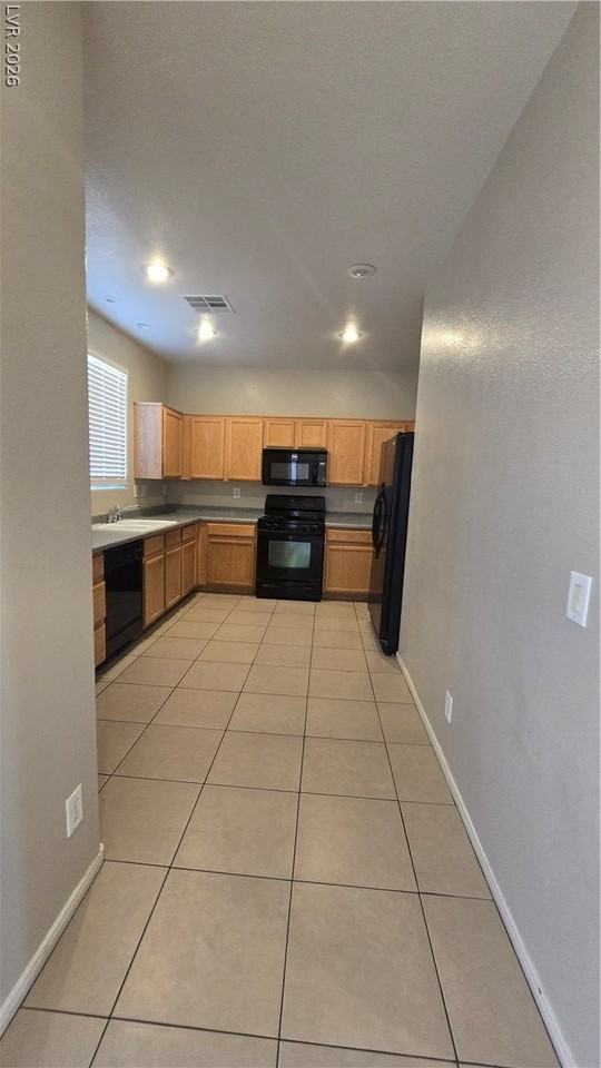 7564 Village Mist Ln - Photo 3 of 13