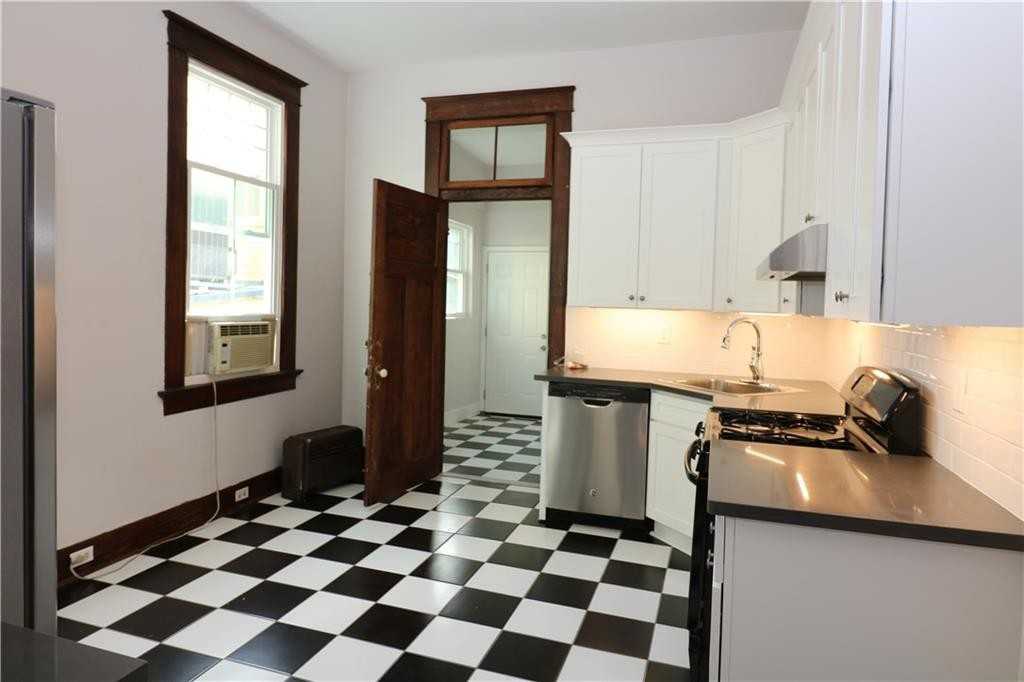 1908 Marengo St - Photo 7 of 18