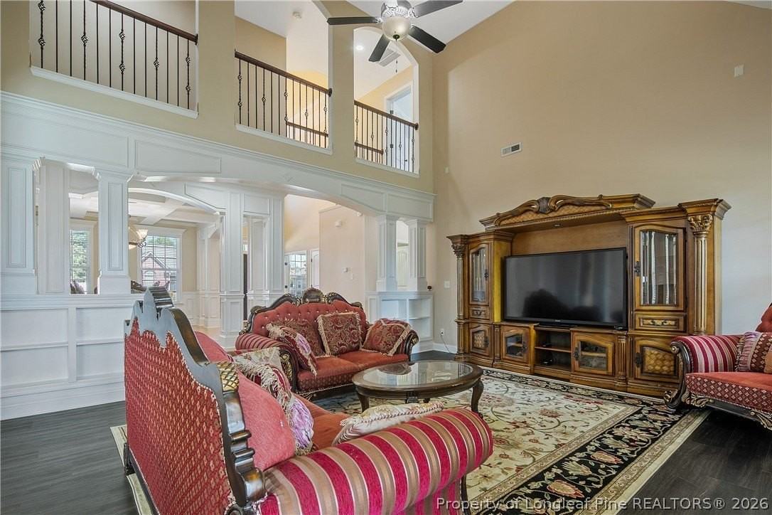5205 Pride Ln - Photo 4 of 36