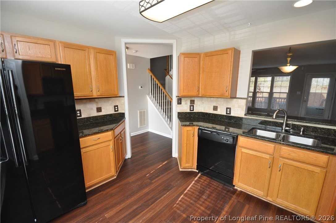 402 Knightsborough Way - Photo 5 of 37