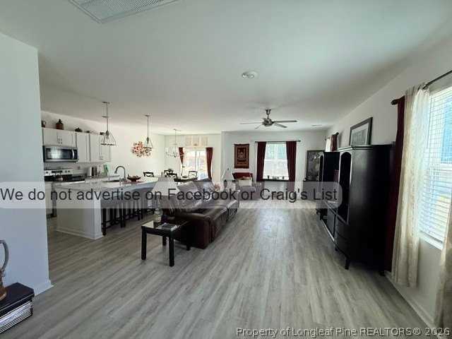 636 Union St - Photo 2 of 12