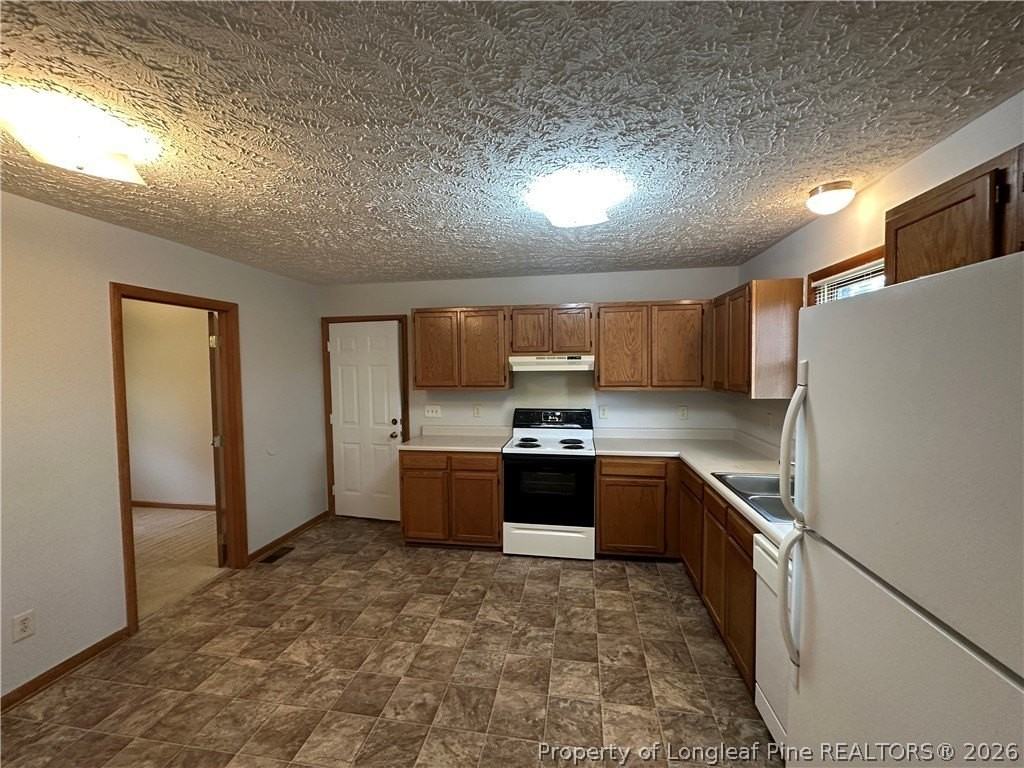 8516 Amish Dr - Photo 7 of 20