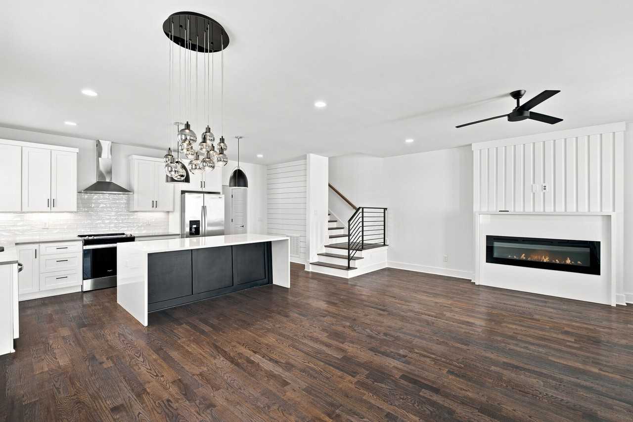 1604B Cahal Ave - Photo 3 of 32