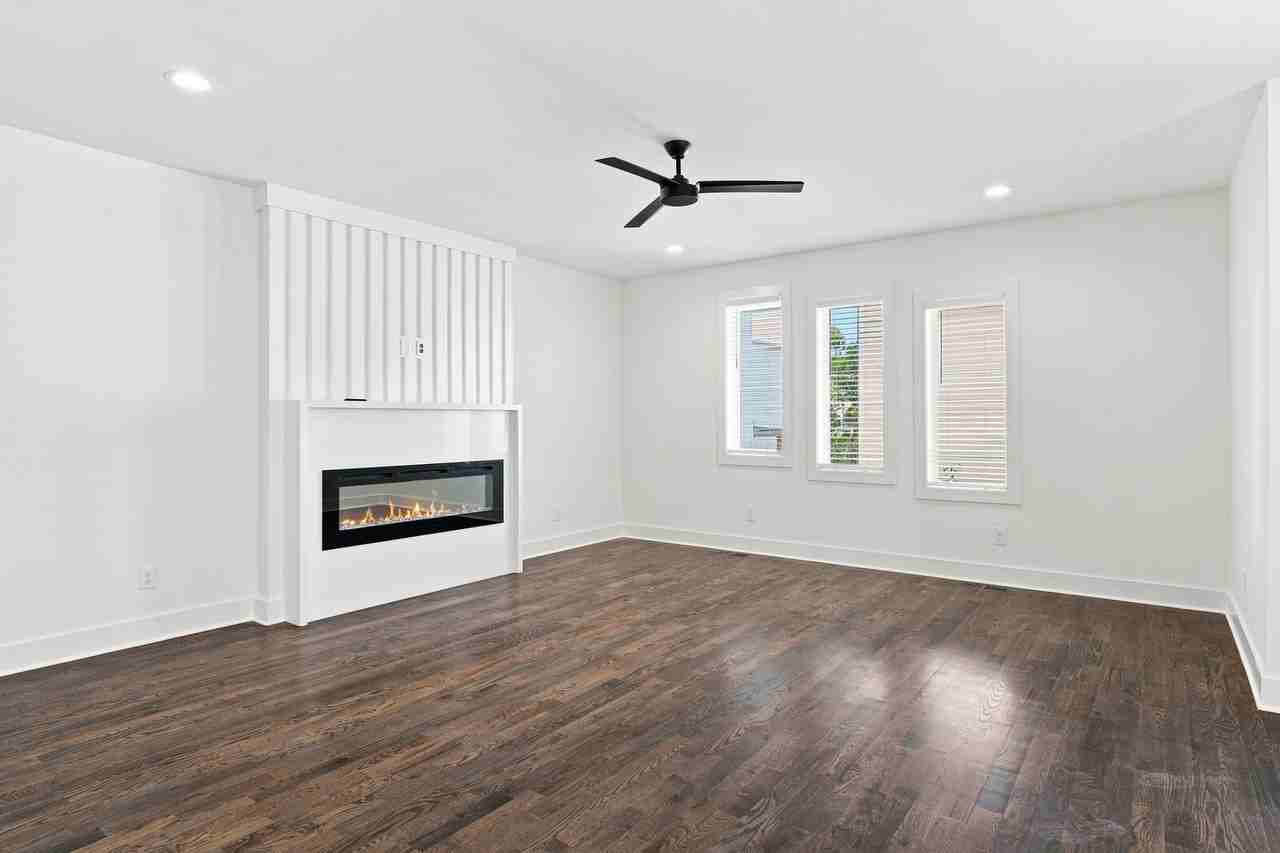 1604B Cahal Ave - Photo 6 of 32