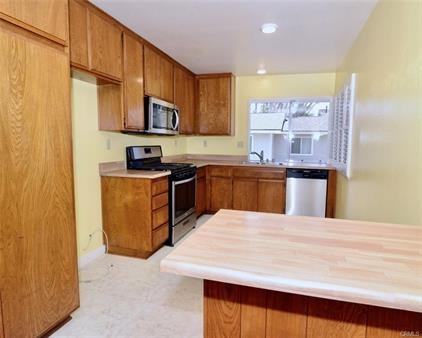 2470 Coventry Cir Unit 66 - Photo 6 of 39