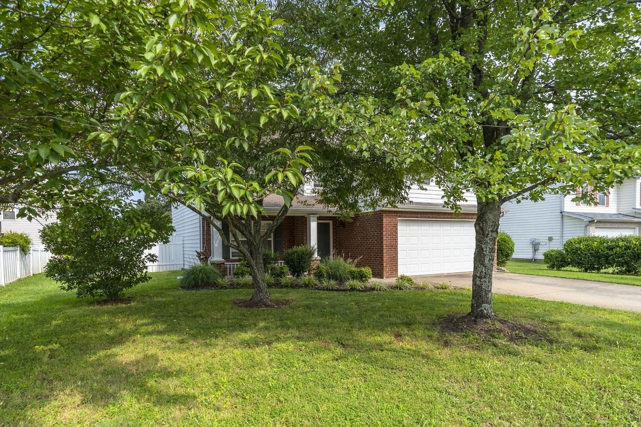 5534 Middlebury Dr - Photo 3 of 32