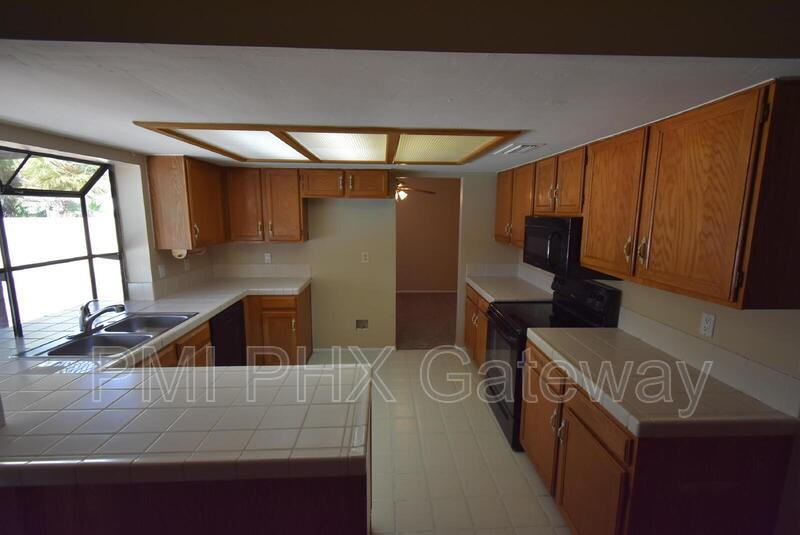 954 W Osage Ave - Photo 5 of 12