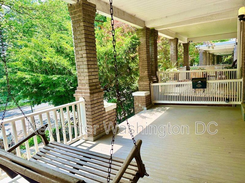 3211 Adams Mill Rd Nw #NW - Photo 4 of 46