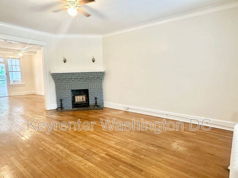 3211 Adams Mill Rd Nw #NW - Photo 7 of 46