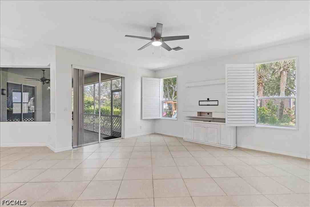 9717 Blue Stone Cir - Photo 4 of 34