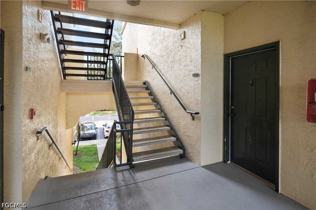 11510 Villa Grand #403 - Photo 3 of 28