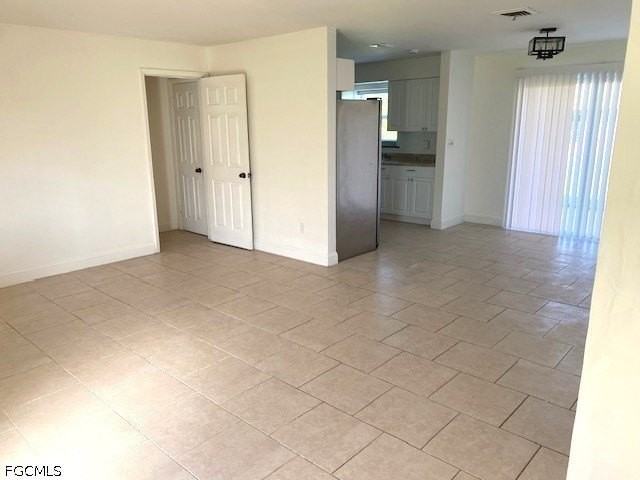111 Highland Ave - Photo 3 of 16